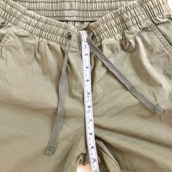 L.L.Bean Olive Green Chino Pant - Picture 3 of 9
